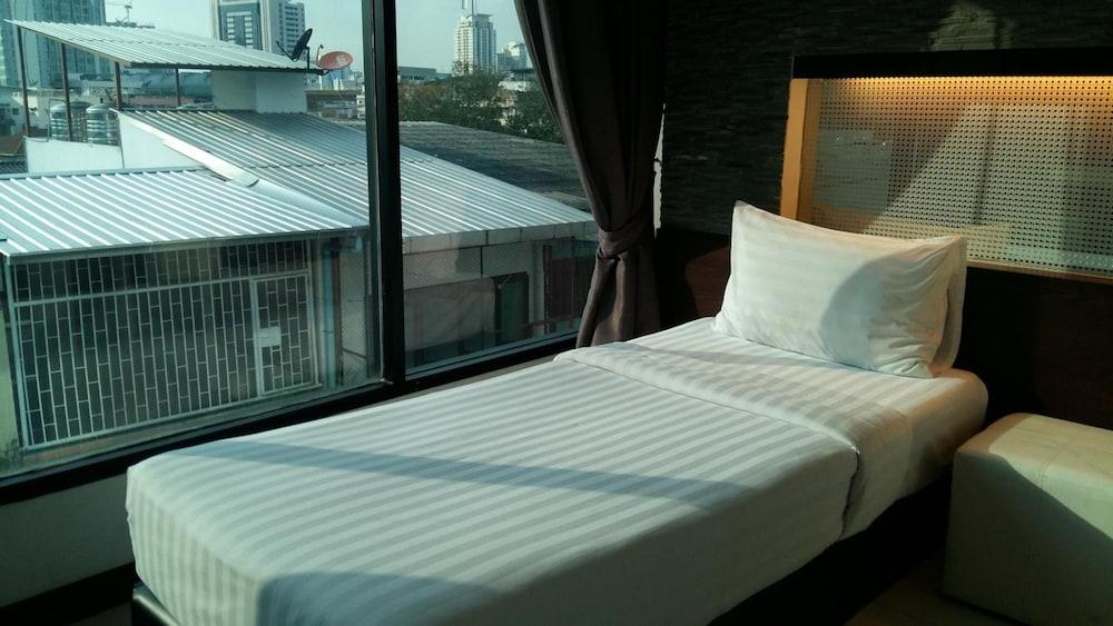 Collection O The Bangkok Airport Link Suite Ngoại thất bức ảnh