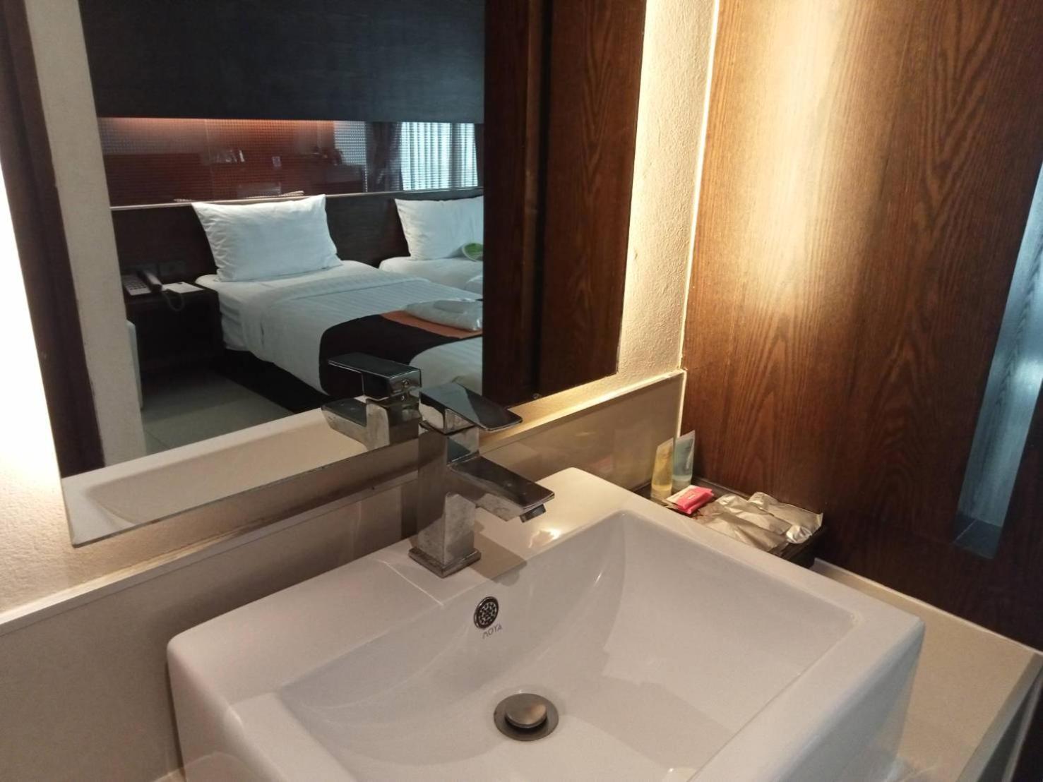 Collection O The Bangkok Airport Link Suite Ngoại thất bức ảnh