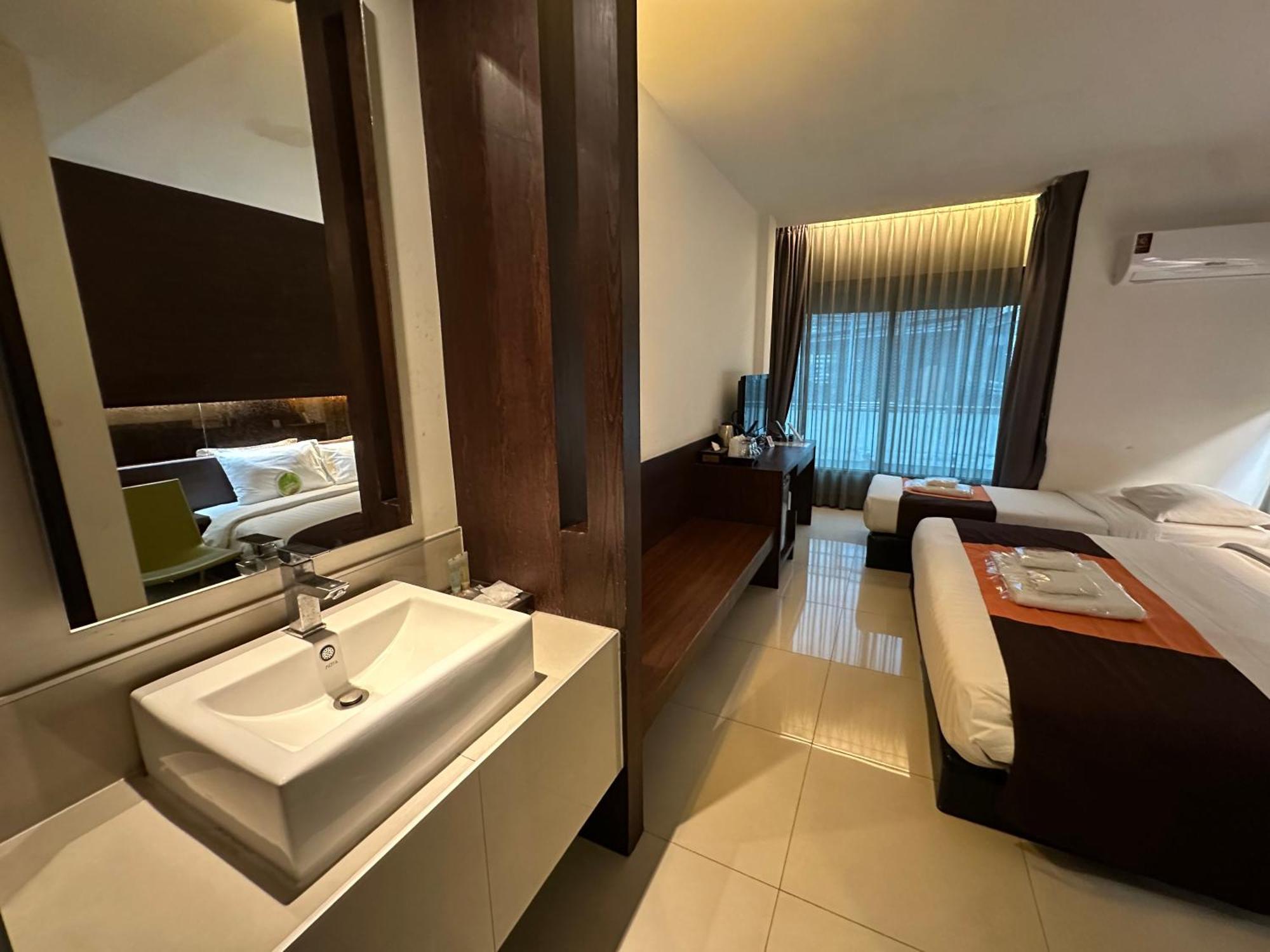 Collection O The Bangkok Airport Link Suite Ngoại thất bức ảnh