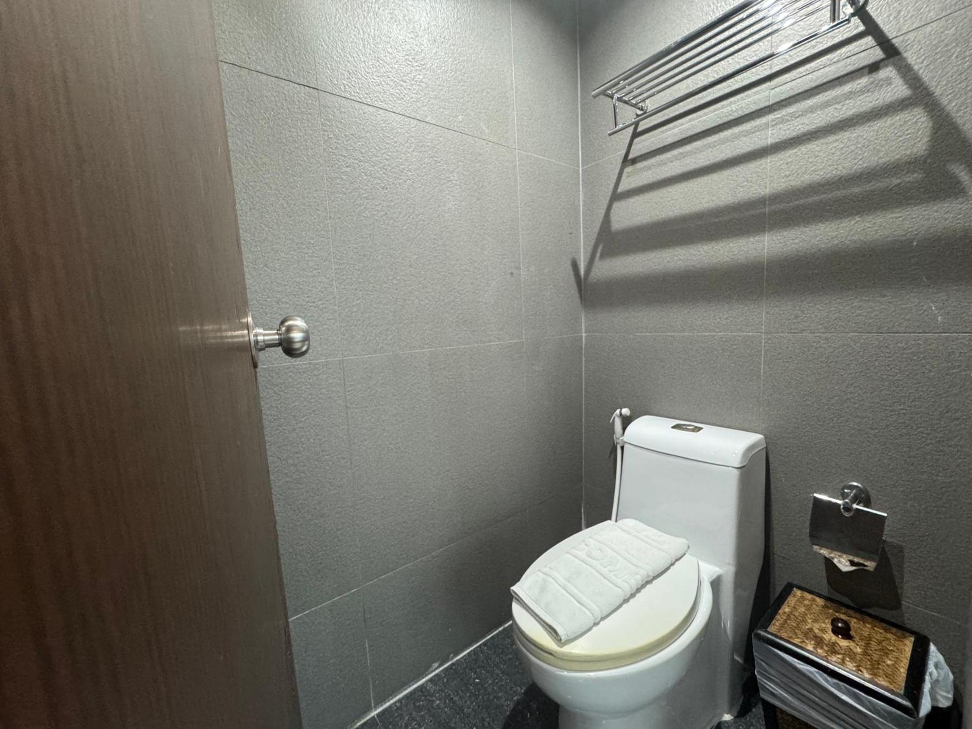Collection O The Bangkok Airport Link Suite Ngoại thất bức ảnh