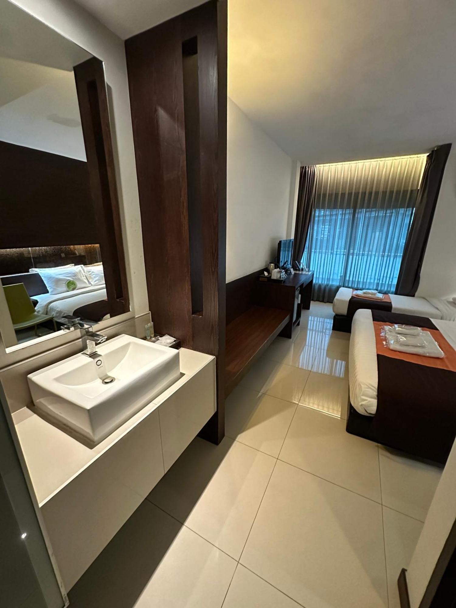Collection O The Bangkok Airport Link Suite Ngoại thất bức ảnh