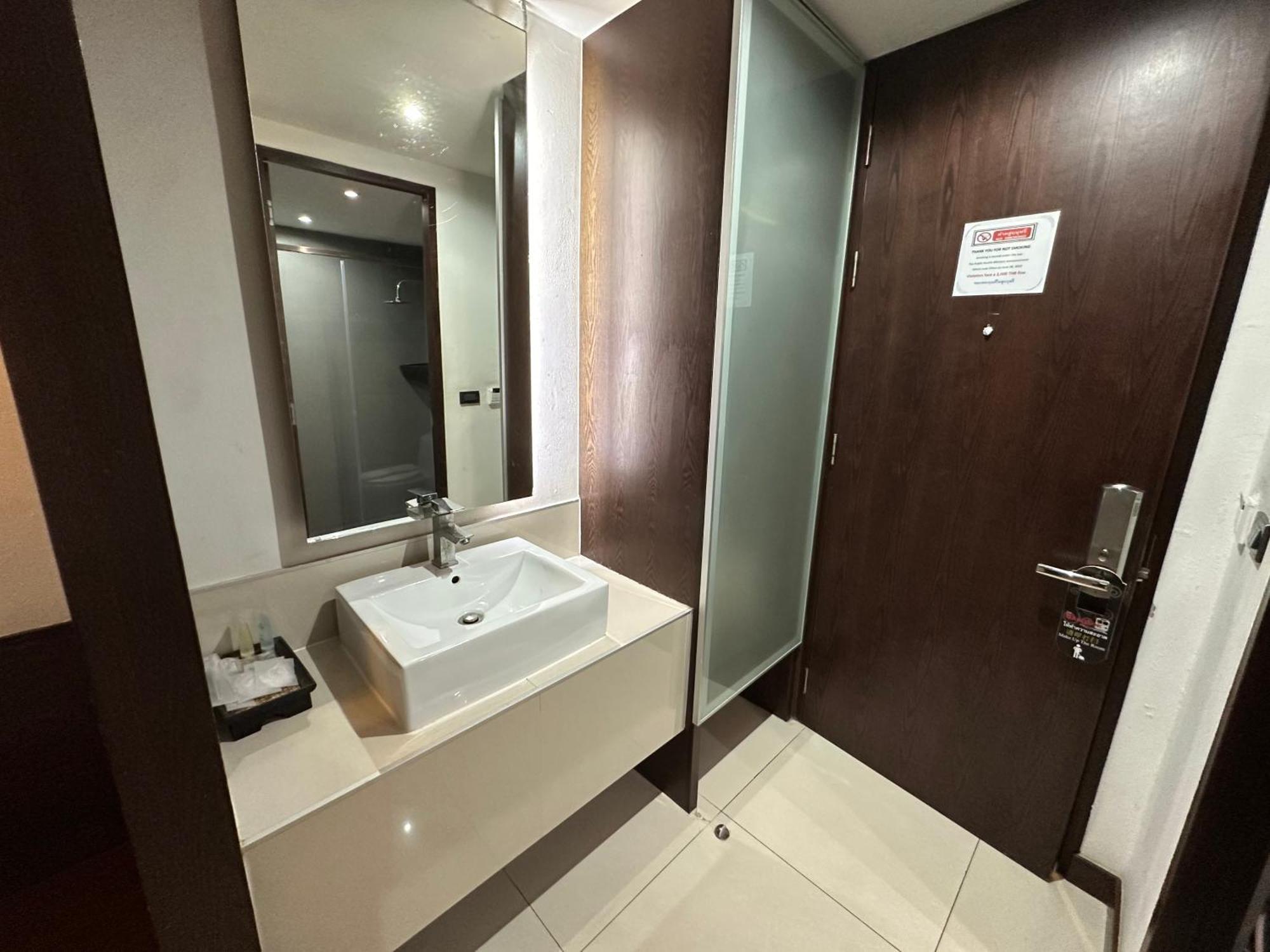 Collection O The Bangkok Airport Link Suite Ngoại thất bức ảnh