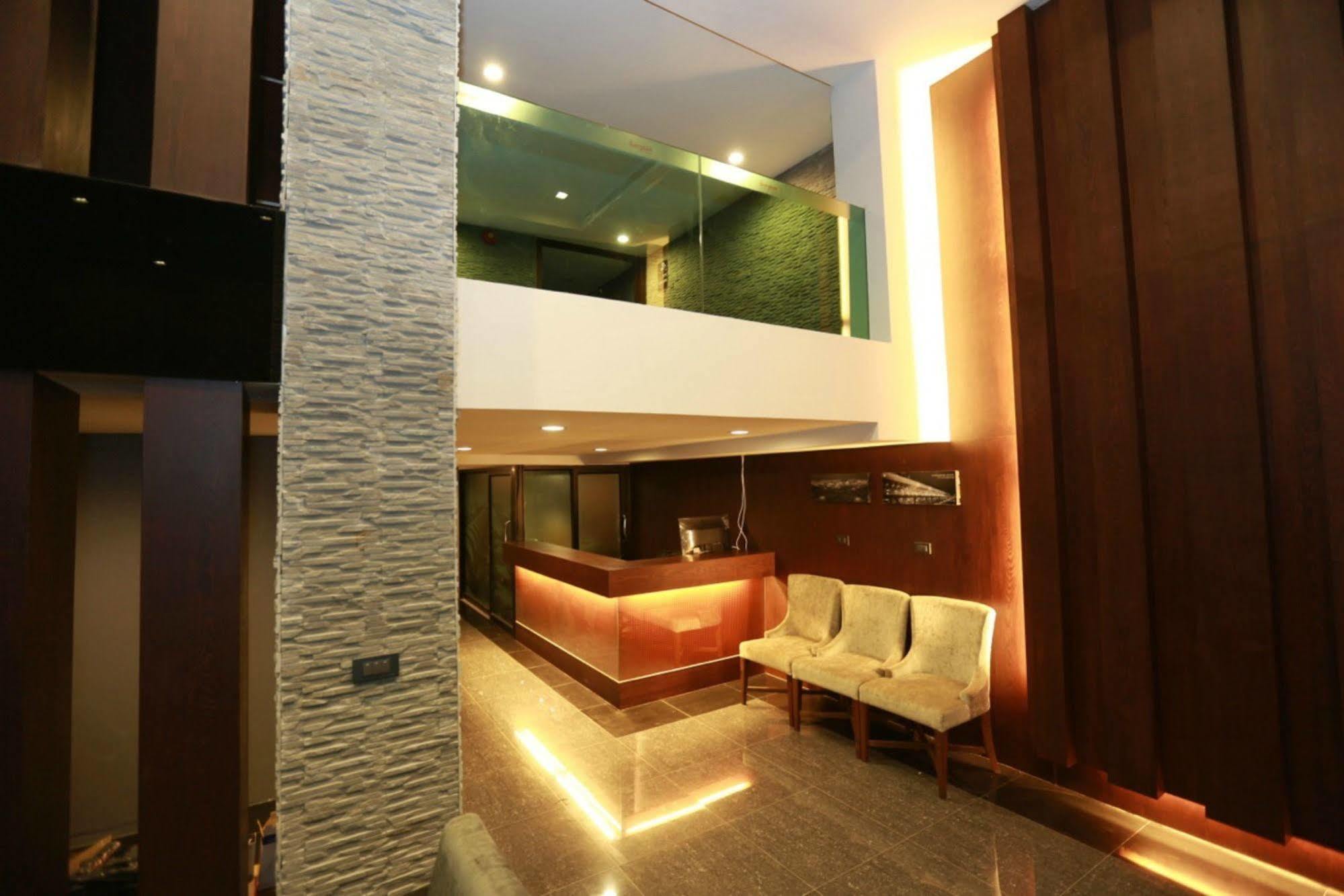 Collection O The Bangkok Airport Link Suite Ngoại thất bức ảnh